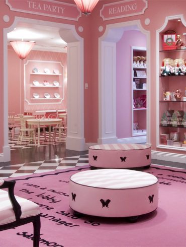 "Eloise Takes the Plaza by Storm: A Look at the Iconic New York Hotel's Most Famous Resident"