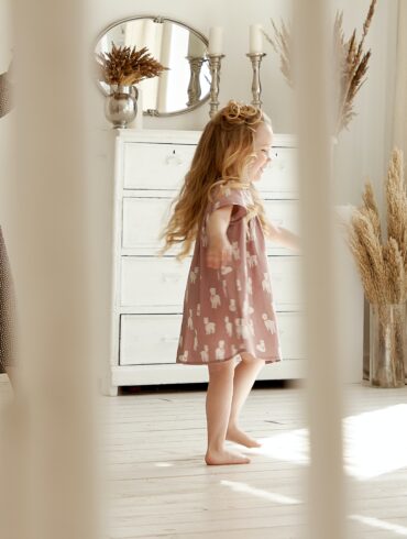 The Best Consignment Websites & Apps For Kids Fashion