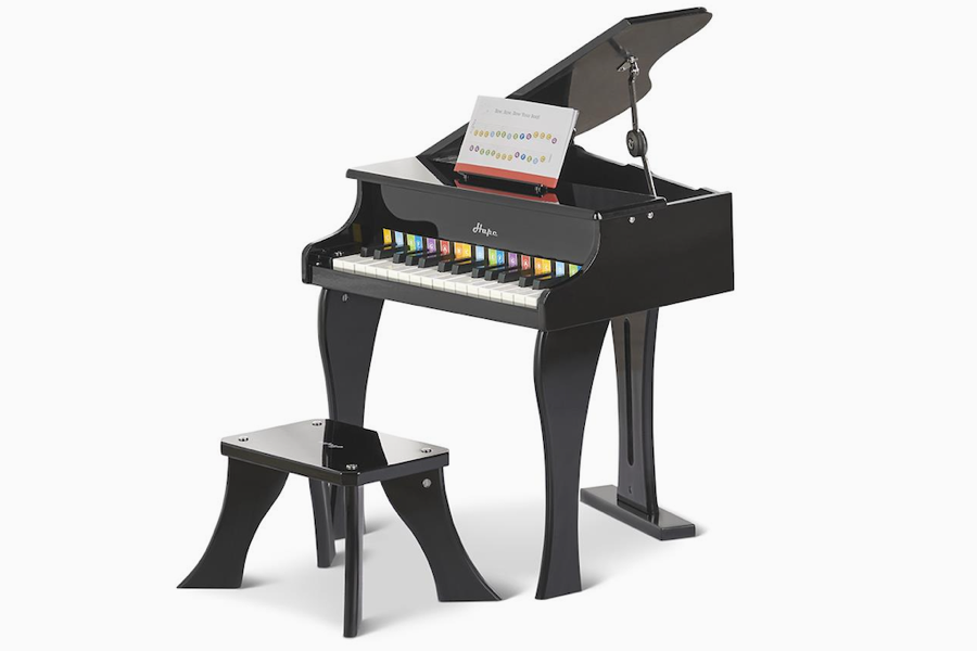 Baby-Grand-Piano