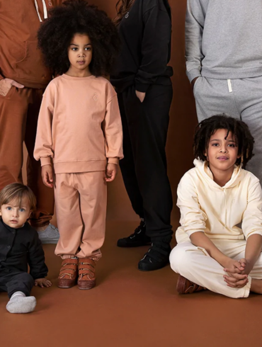 5 Minimalist Kids Fashion Brands for Timeless and Comfortable Style