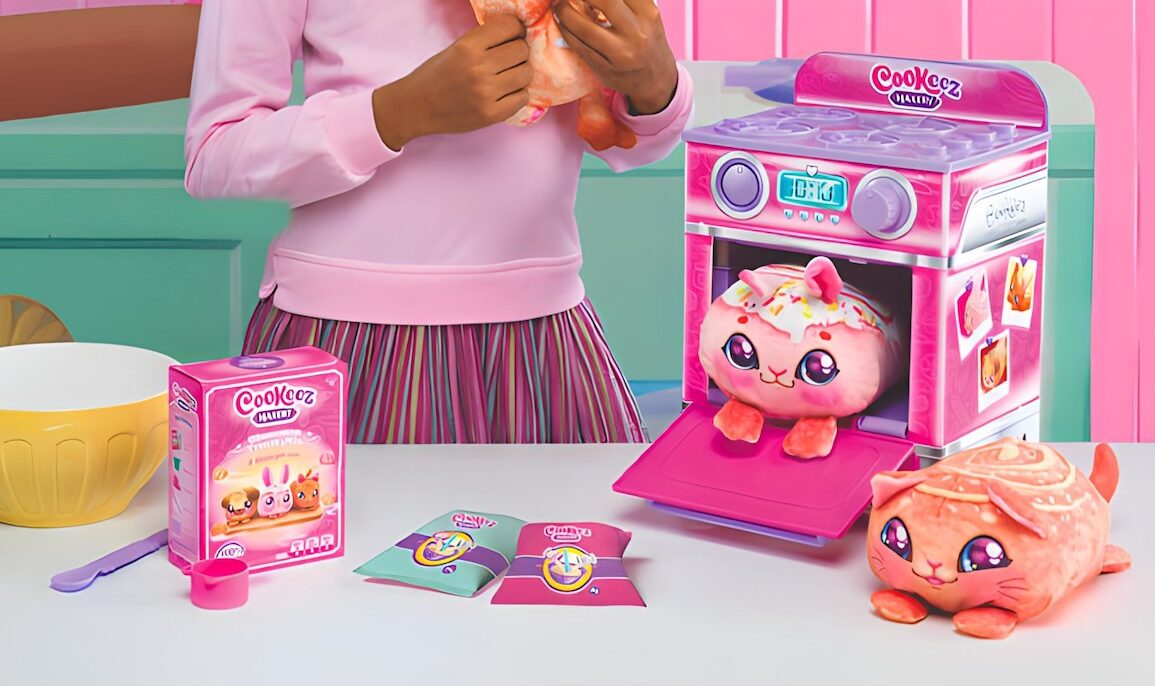 Bizarre Cookeez Makery Toy Oven Tops Kids' Wish Lists This Holiday